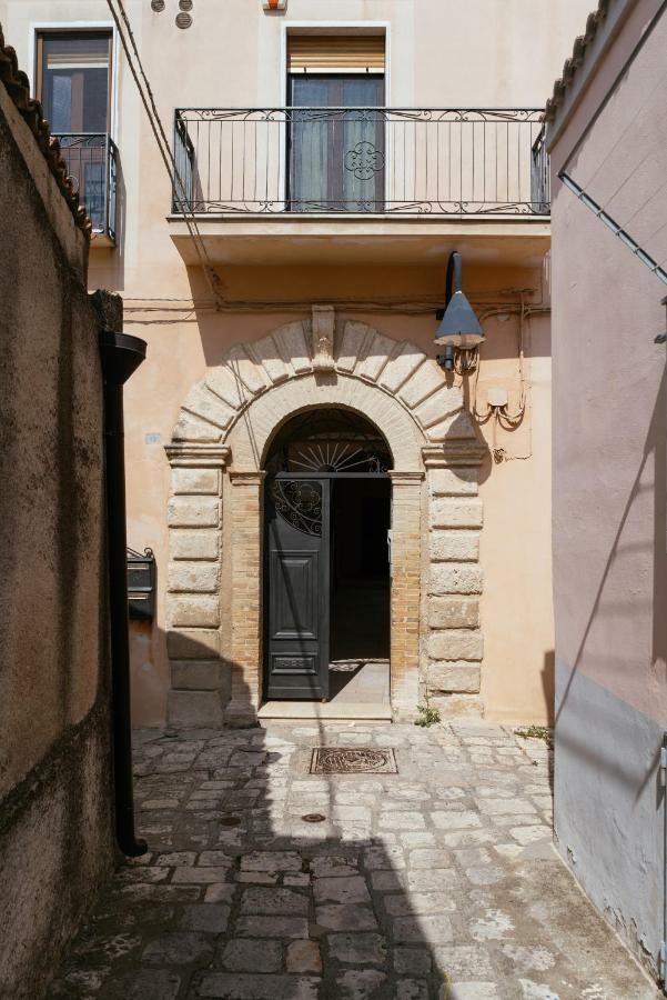 Villa Le Ginestre Miglionico Exterior foto