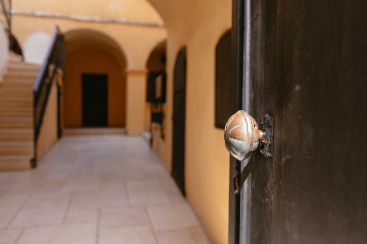 Villa Le Ginestre Miglionico Exterior foto